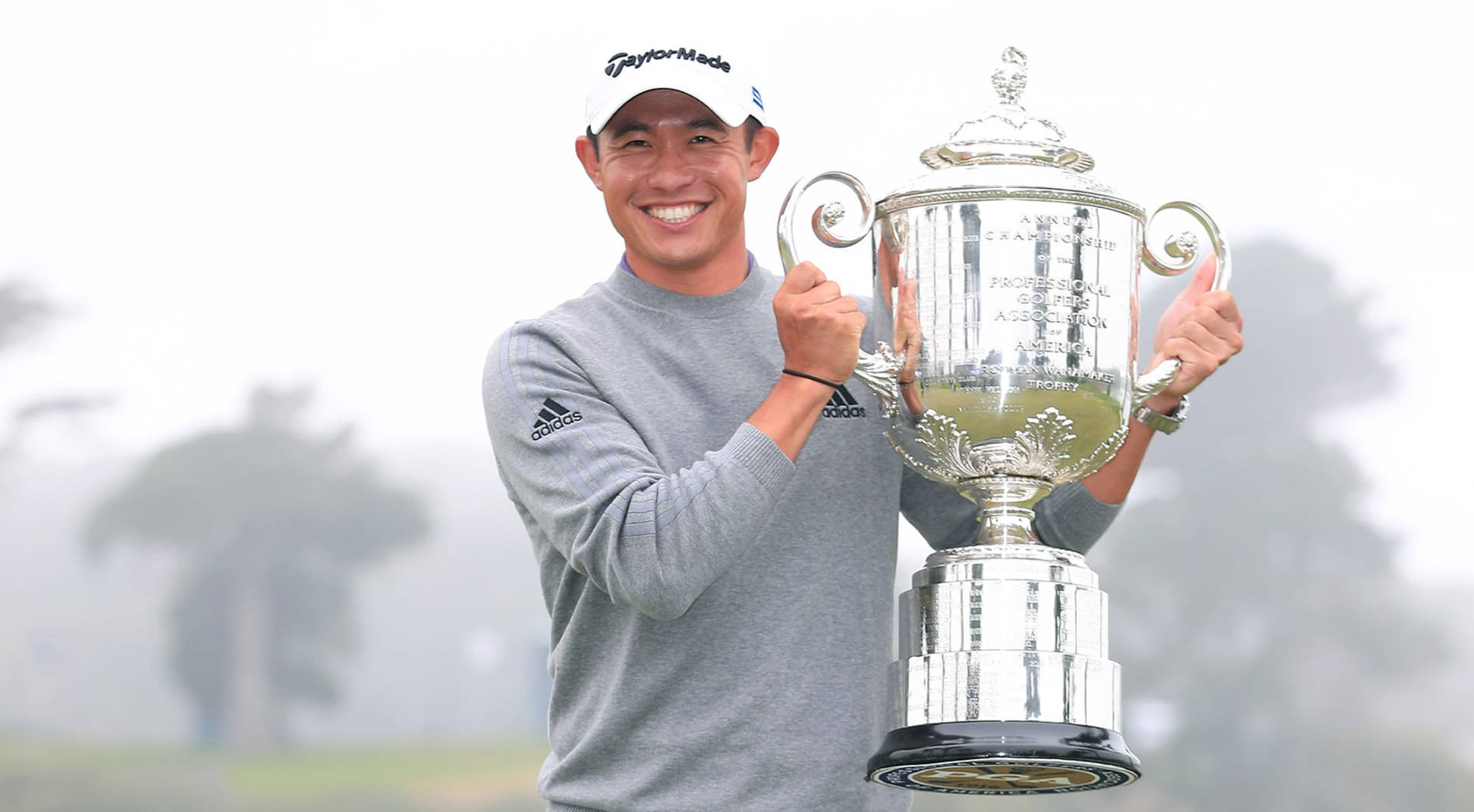 Collin Morikawa, silver trophy, foggy outdoor backdrop, Full HD Desktop Wallpaper