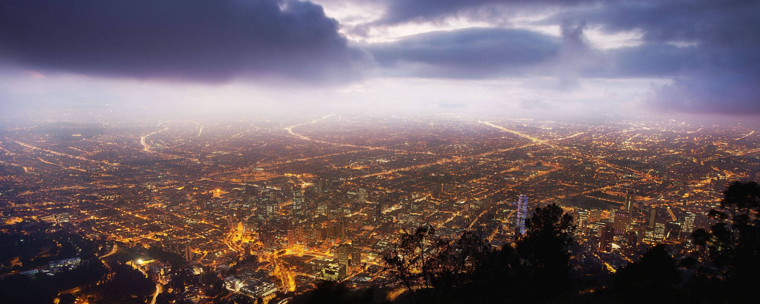 Colombia, dusk, golden lights, 2K Desktop Wallpaper