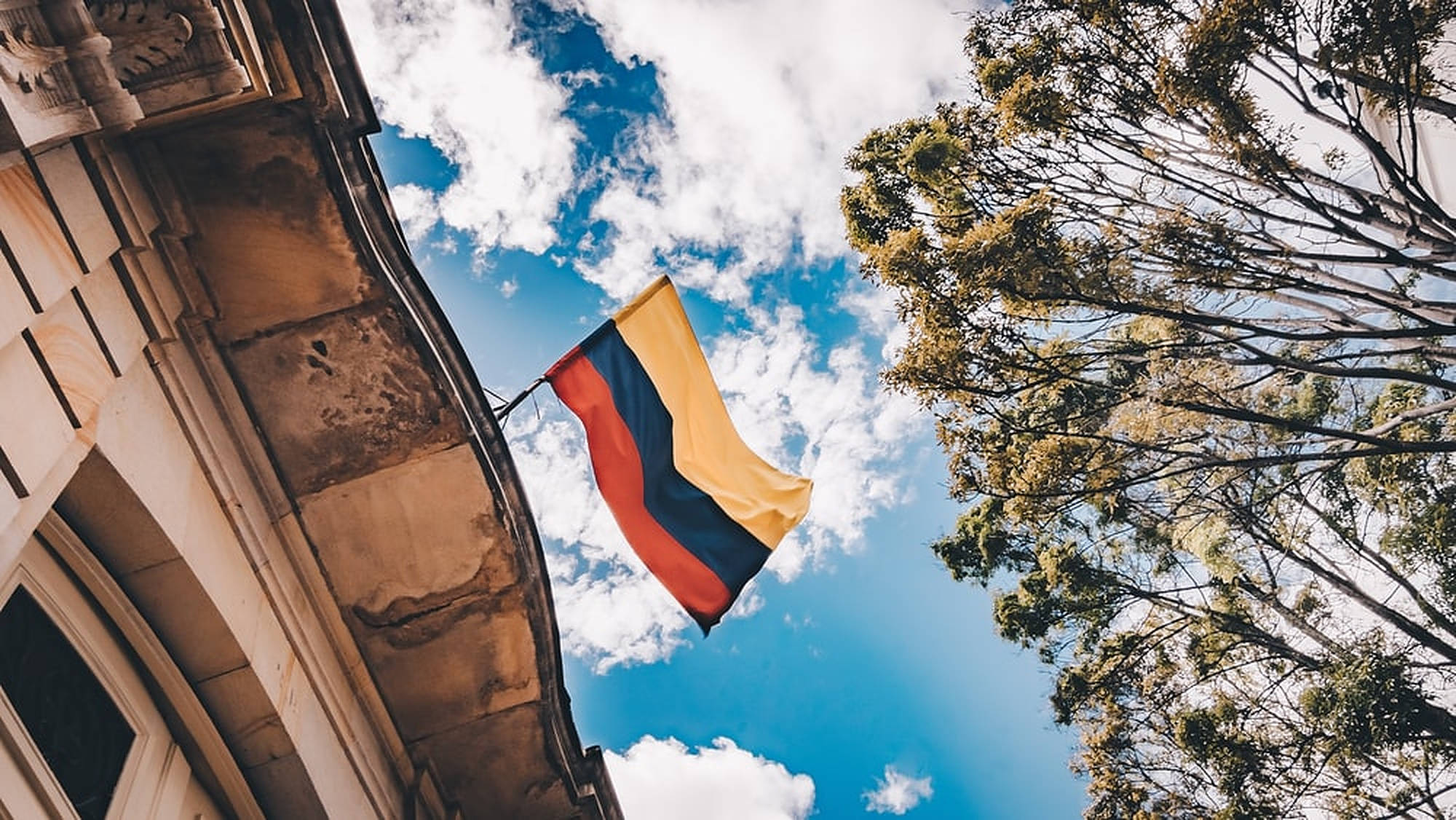 Colombia, flag of colombia, bright blue sky, Full HD Desktop Wallpaper