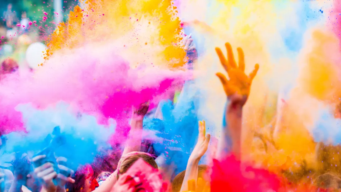 Color Full HD