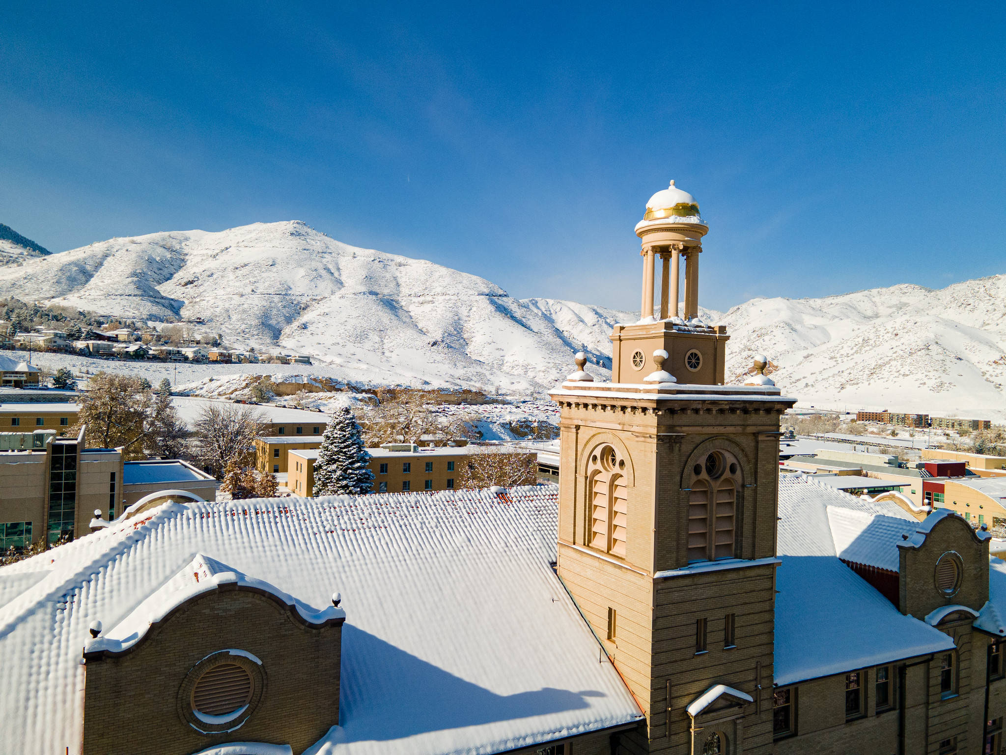 Colorado School Of Mines, snow-covered, historic stone church tower, Full HD Desktop Wallpaper