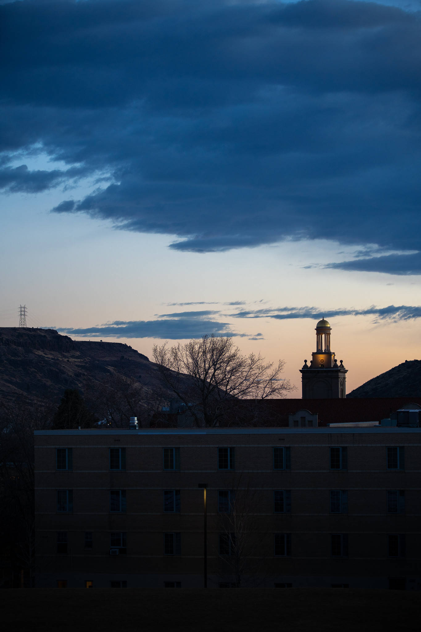 Colorado School Of Mines, glowing tower, twilight sky, Full HD Phone Wallpaper
