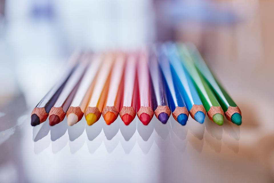 pastel colors, colored pencils, rainbow hues, SD Desktop Wallpaper