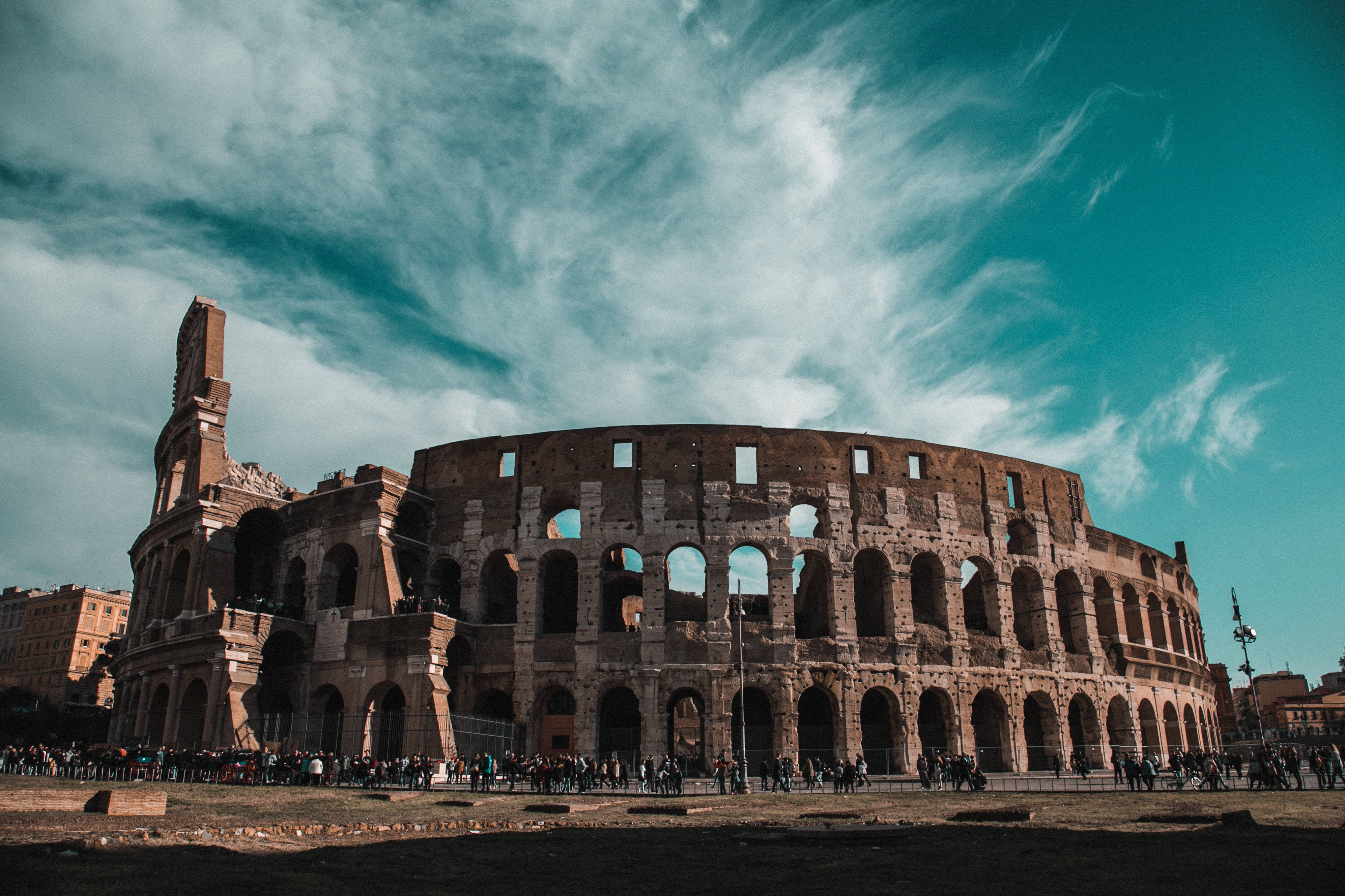 Colosseum, teal sky, wispy clouds, 4K Desktop Wallpaper
