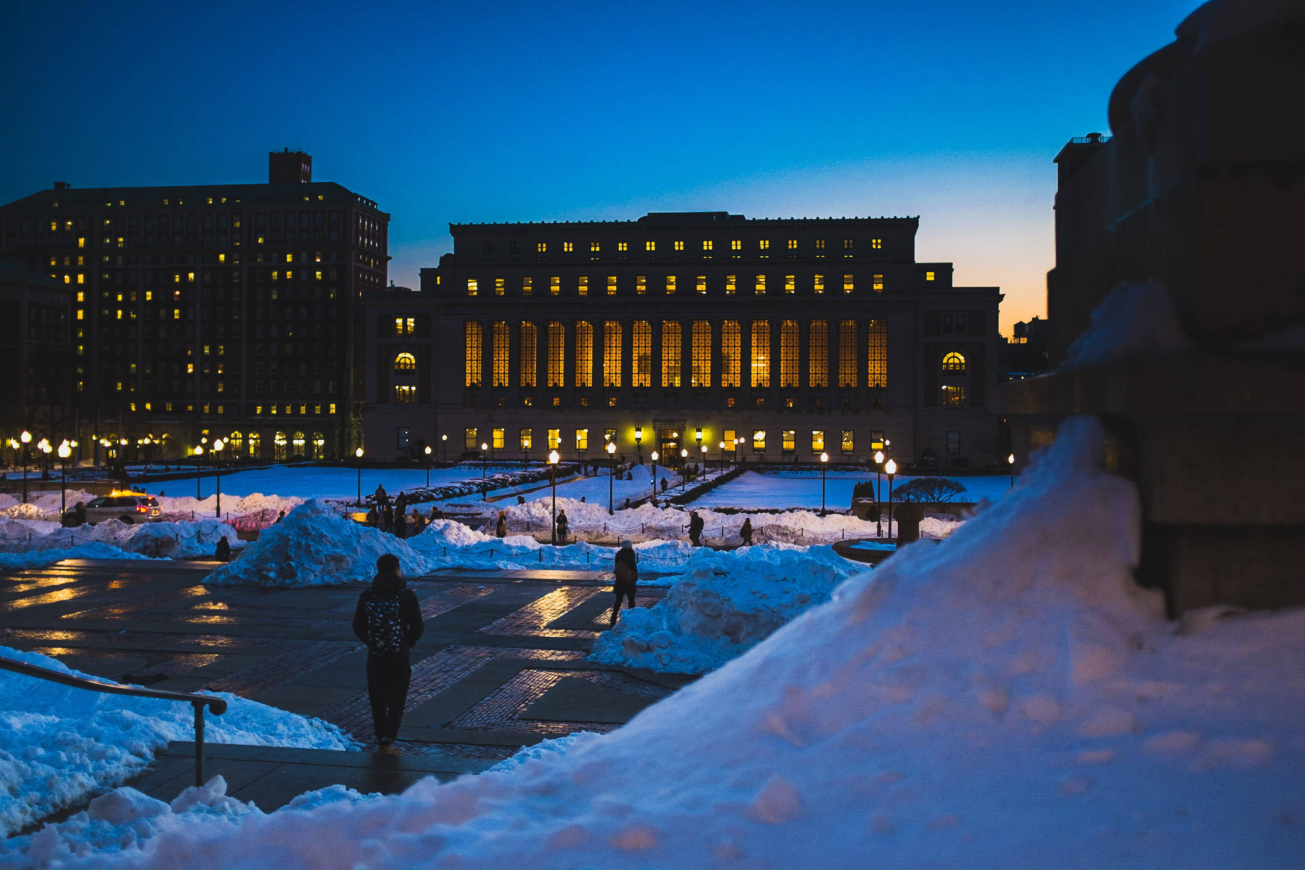 Columbia University, neoclassical building, twilight sky, 2K Desktop Wallpaper