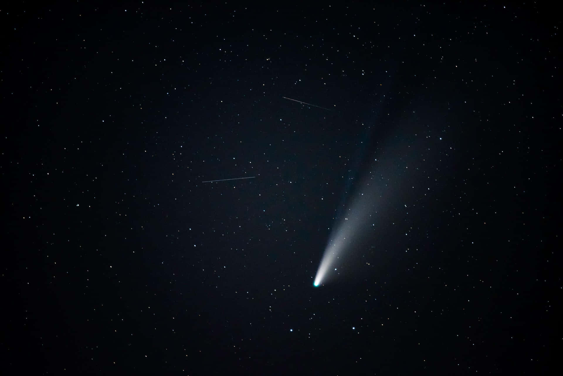 Comet, starry night sky, glowing tail, Full HD Desktop Wallpaper