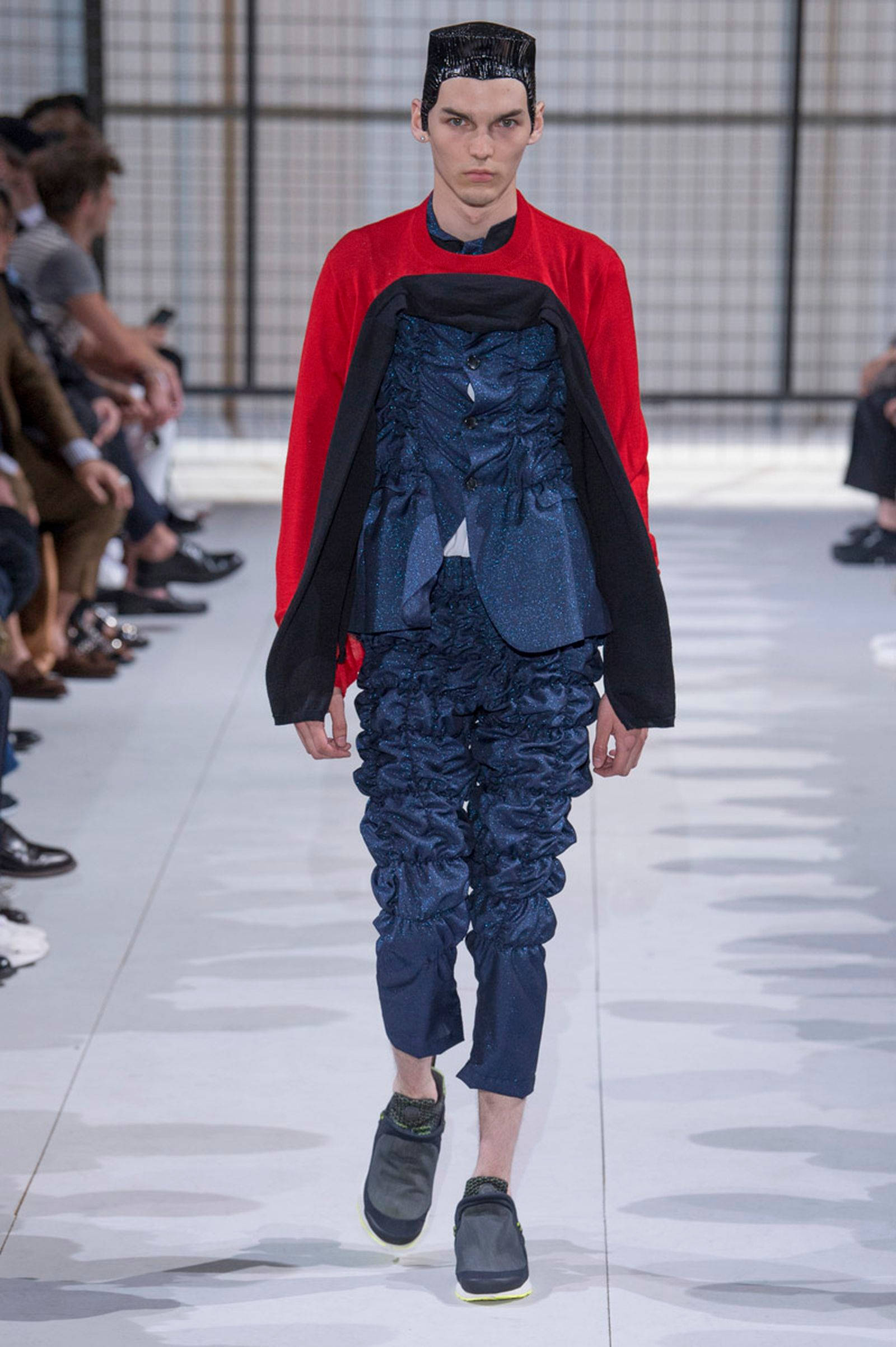 Comme Des Garçons, blue sparkly outfit, red and navy ruffled outfit, Full HD Phone Wallpaper