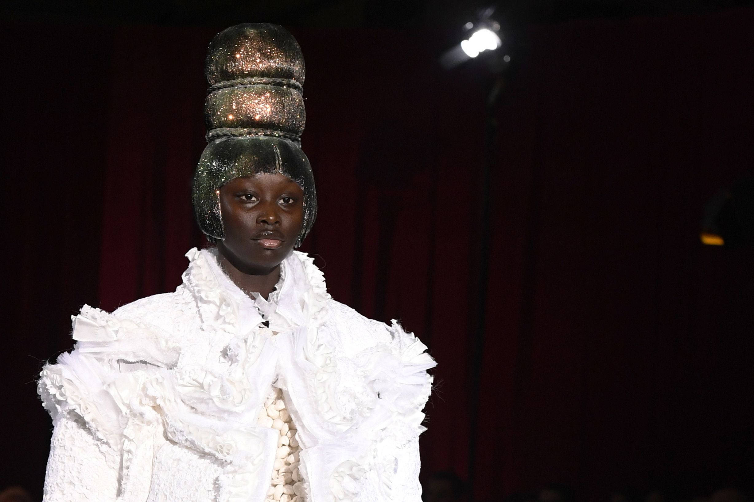 Comme Des Garçons, white coat, avant-garde white ruffled attire, Full HD Desktop Wallpaper