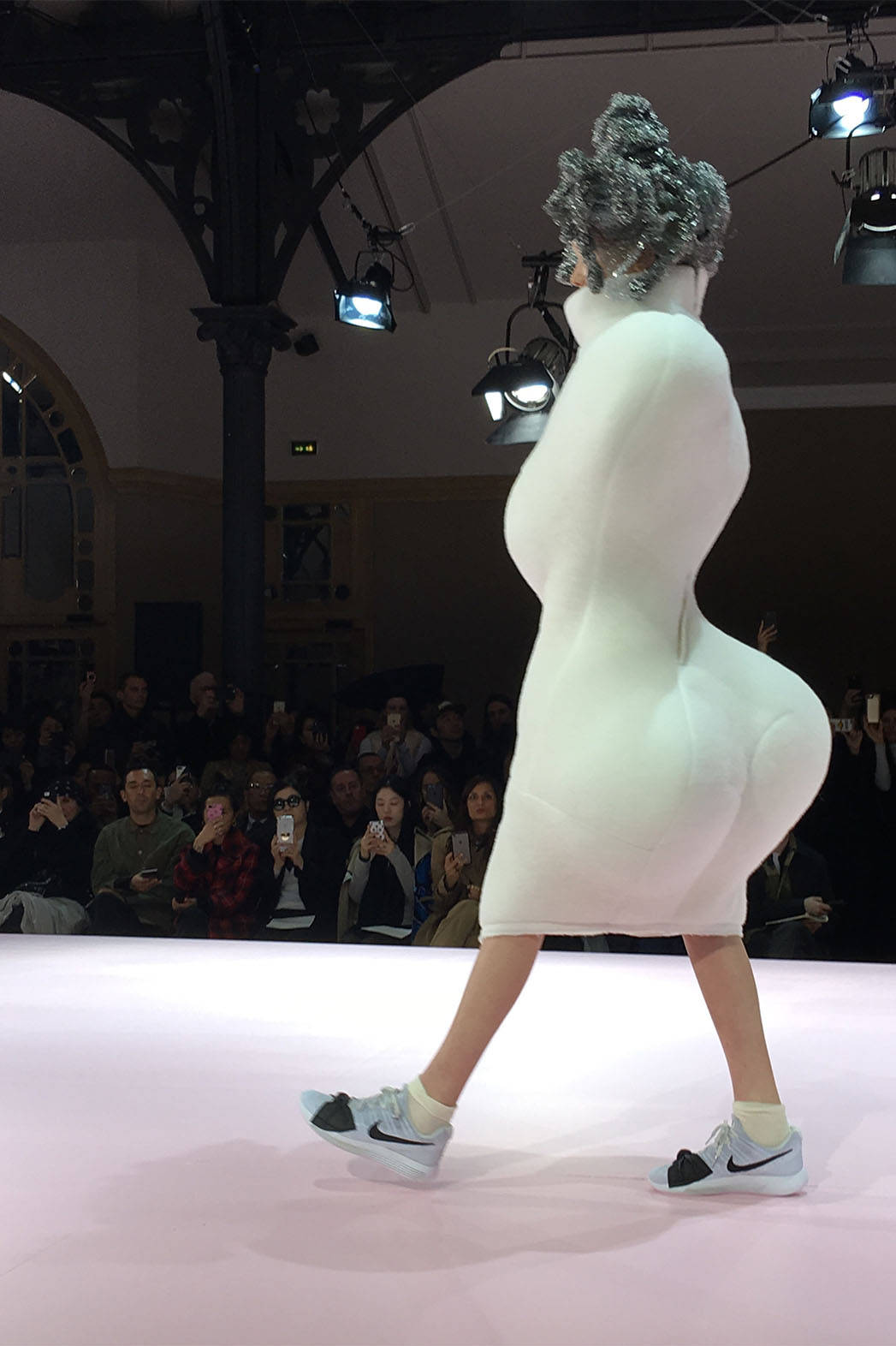 Comme Des Garçons, exaggerated body dress, white sculpted bodysuit, HD Phone Wallpaper