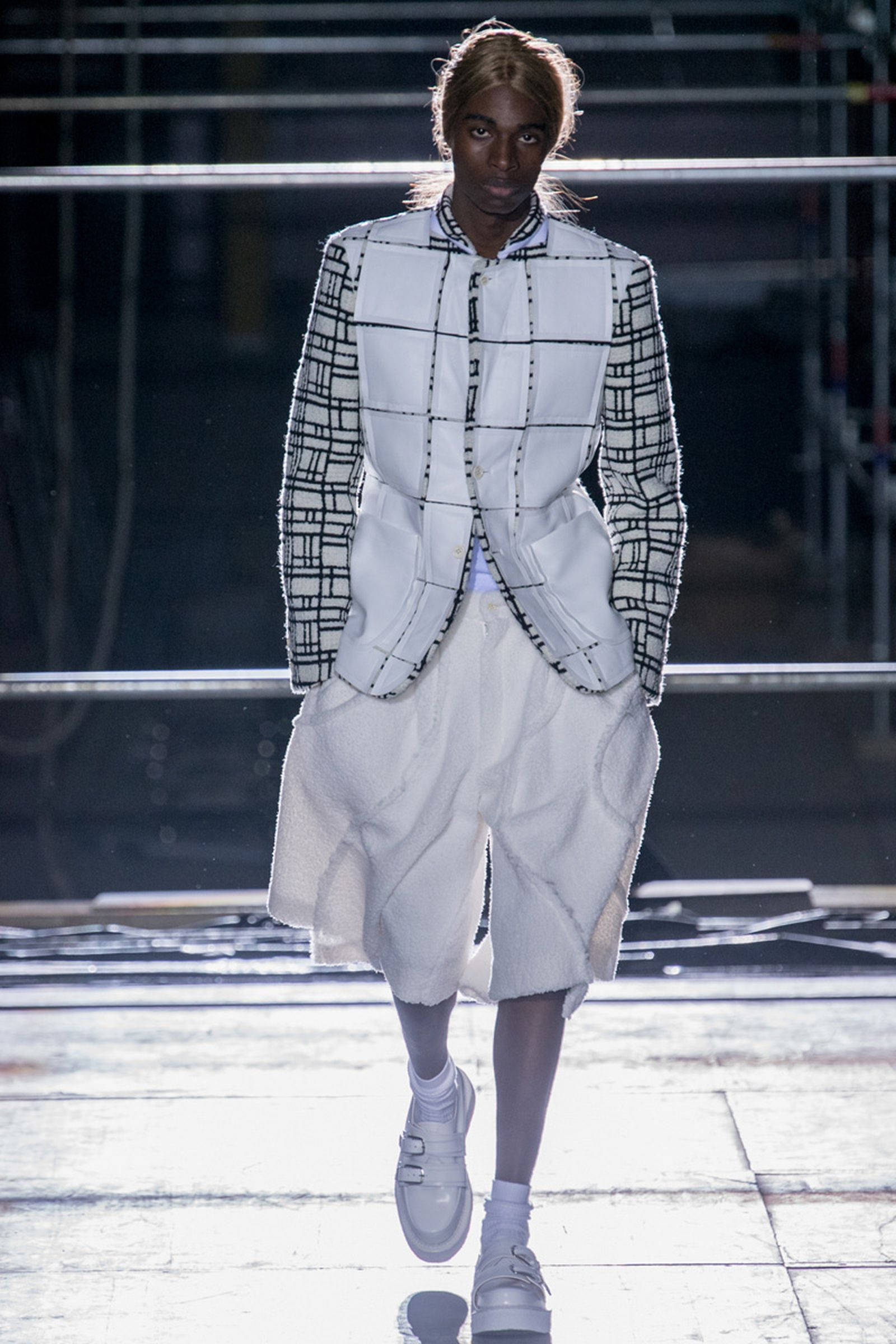 Comme Des Garçons, white grid outfit, geometric blazer, Full HD Phone Wallpaper