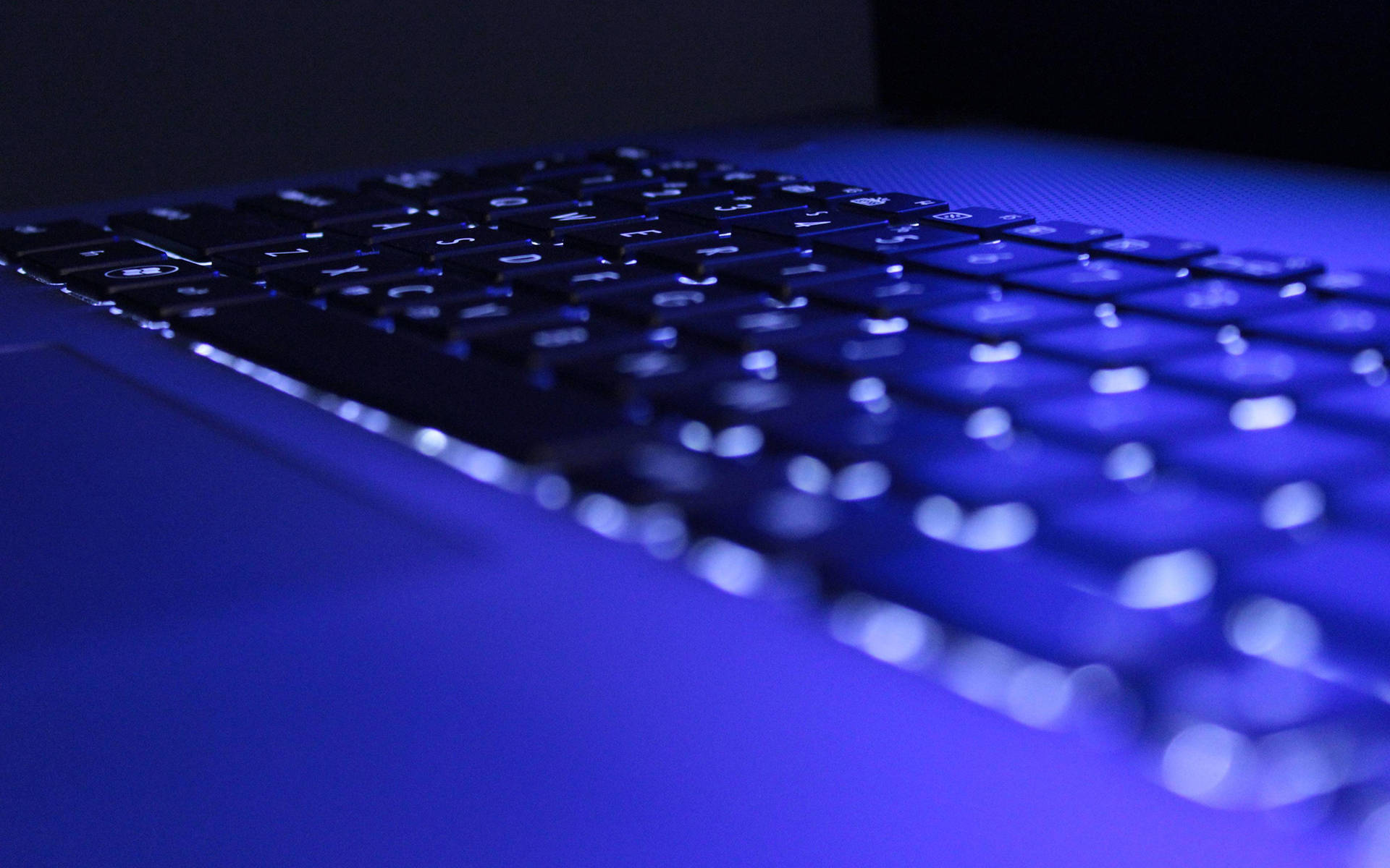 cool blue light, laptop keyboard, shallow depth of field, Full HD Desktop Wallpaper