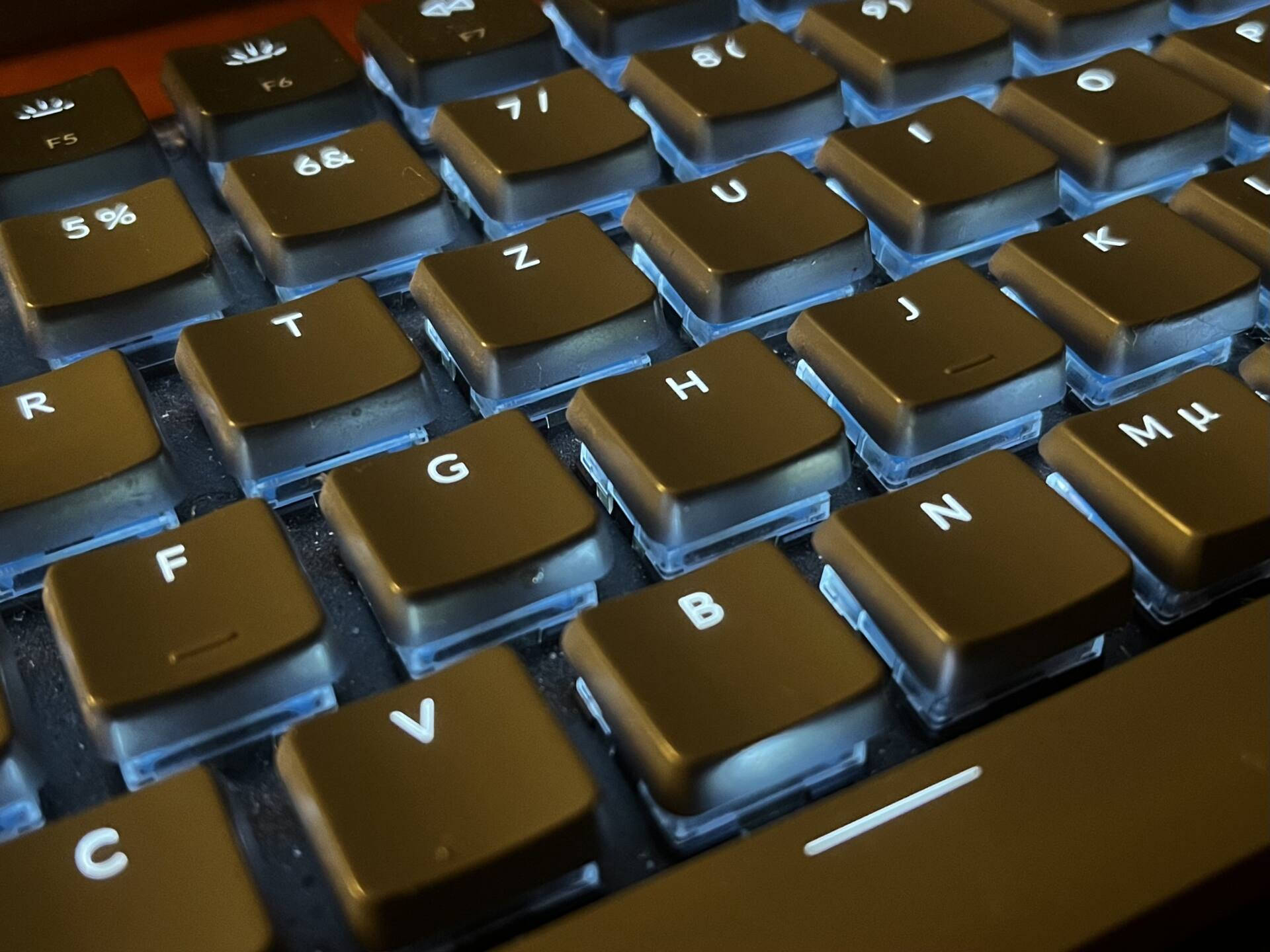 blue back lit computer keyboard, mechanical keyboard, translucent keycaps, Full HD Desktop Wallpaper