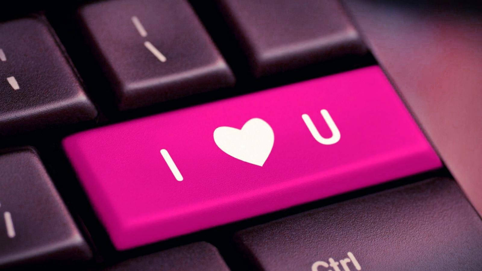 I ❤️ U, vibrant pink keyboard key, white text, HD Desktop Wallpaper