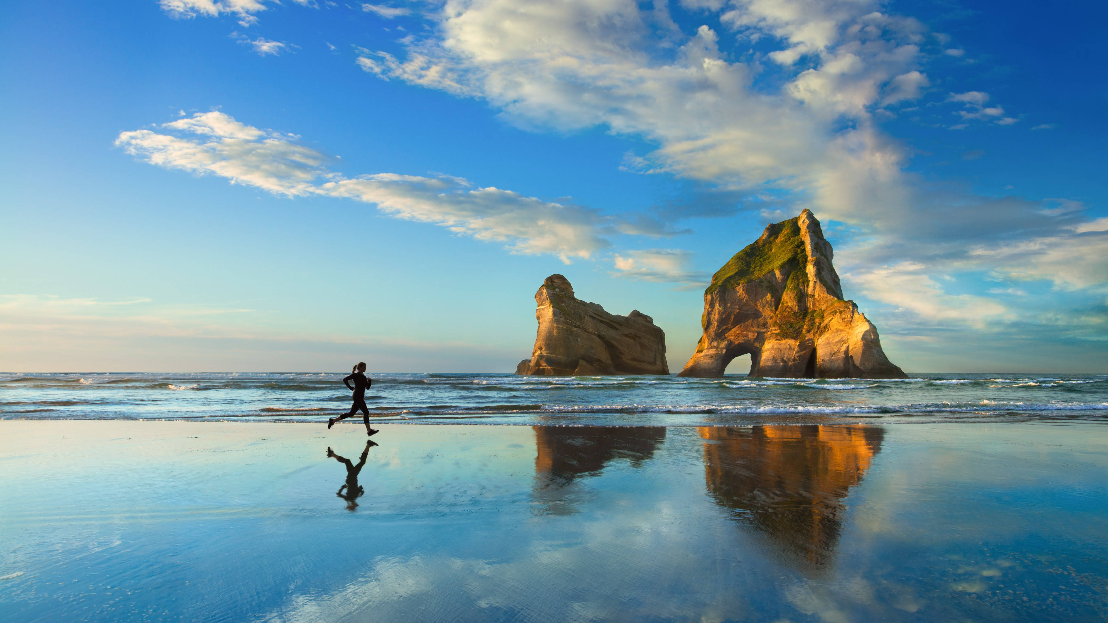 wet beach, sunset, iconic rock formations, 4K Desktop Wallpaper