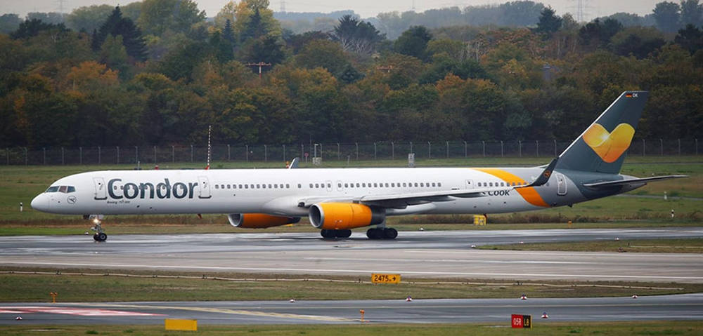 Condor Airlines, orange engines, wet runway, SD Desktop Wallpaper