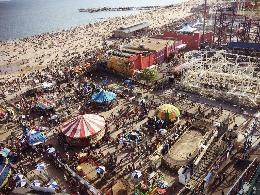 Coney Island, seaside amusement park, colorful umbrellas, SD Desktop Wallpaper