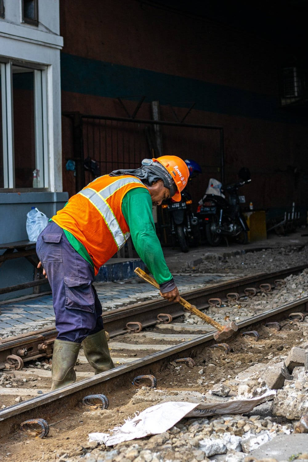 construction worker, bright orange vest, helmet, HD Phone Wallpaper