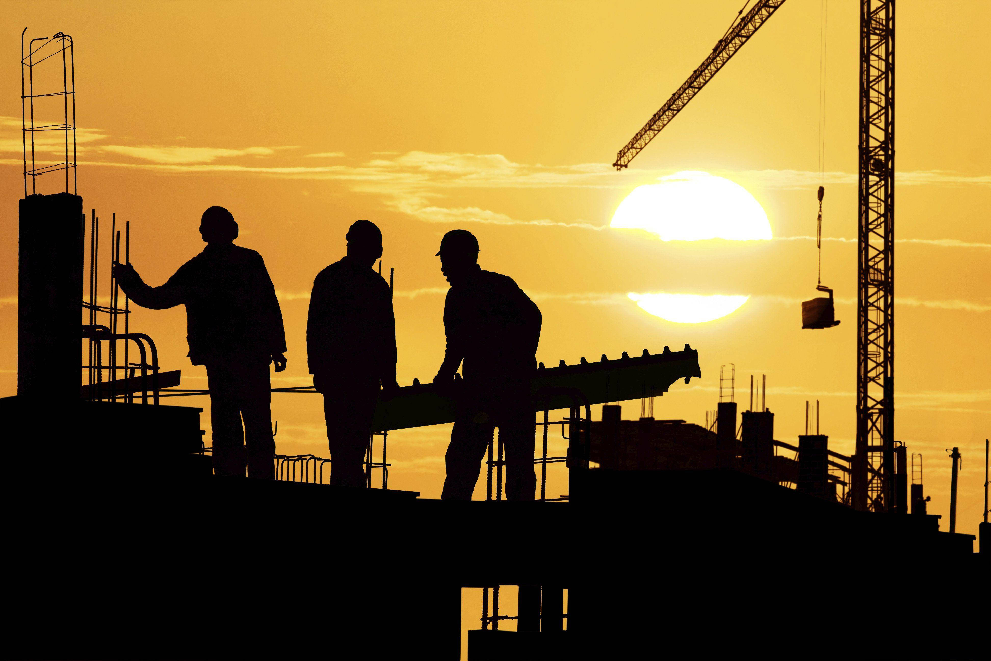 three silhouetted construction workers, golden sunset, steel beams, 4K Desktop Wallpaper