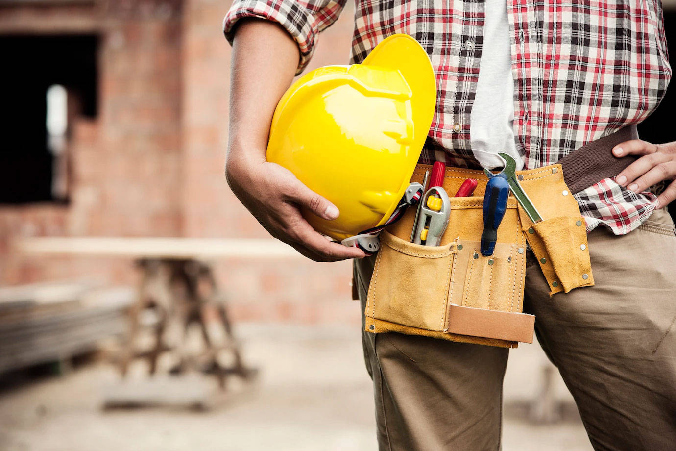 construction worker, bright yellow hard hat, tool belt, HD Desktop Wallpaper