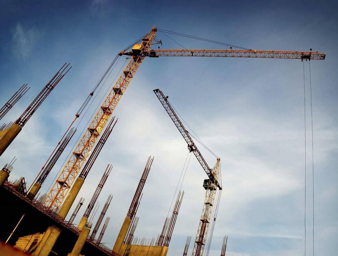 construction crane, building site, clear blue sky, SD Desktop Wallpaper