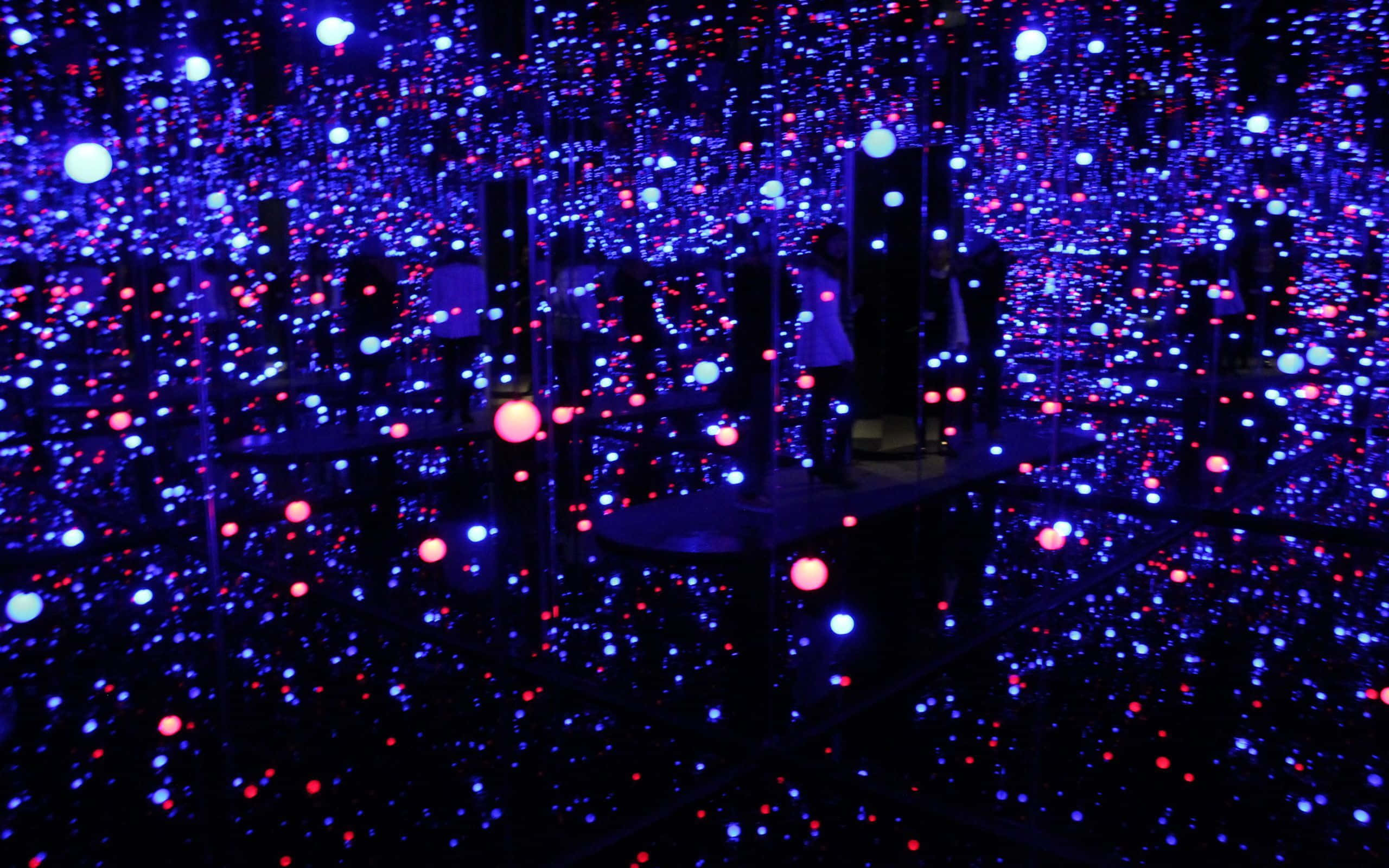 infinity mirror room, glowing blue and pink orbs, starry cosmic illusion, 2K Desktop Wallpaper