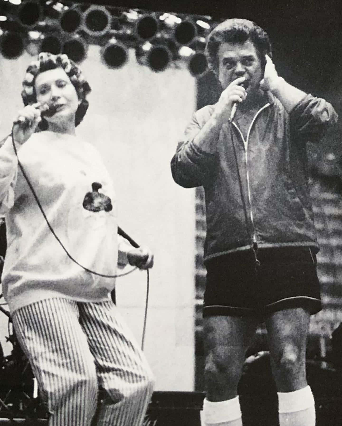 Conway Twitty, shorts, tracksuit, HD Phone Wallpaper