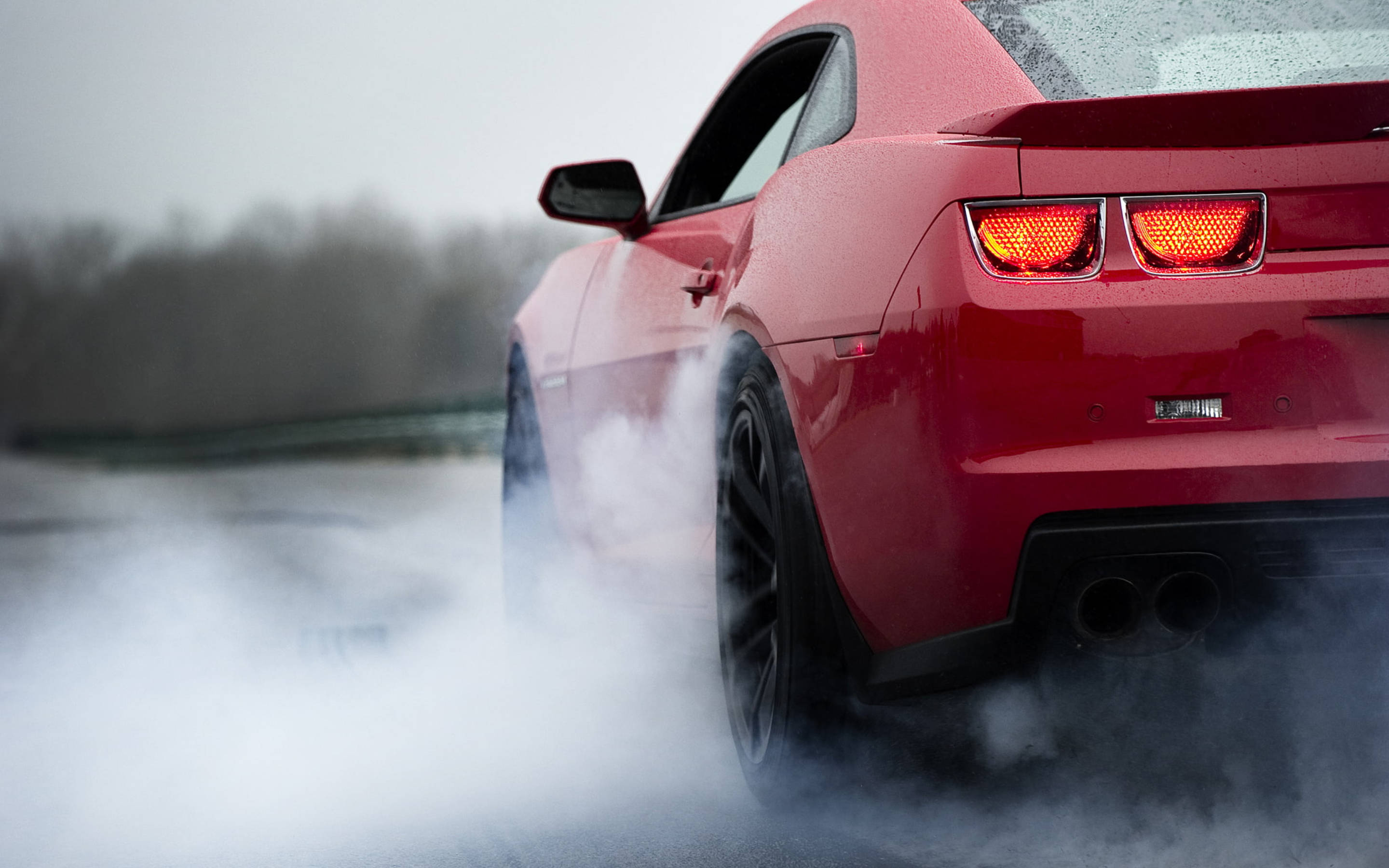 Camaro, red sports car, wet road, 2K Desktop Wallpaper
