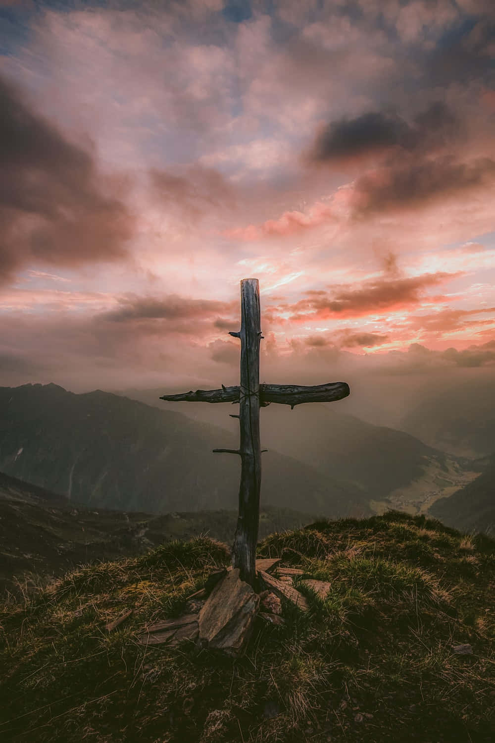 Cool Cross, wooden cross, grassy mountain ridge, HD Phone Wallpaper