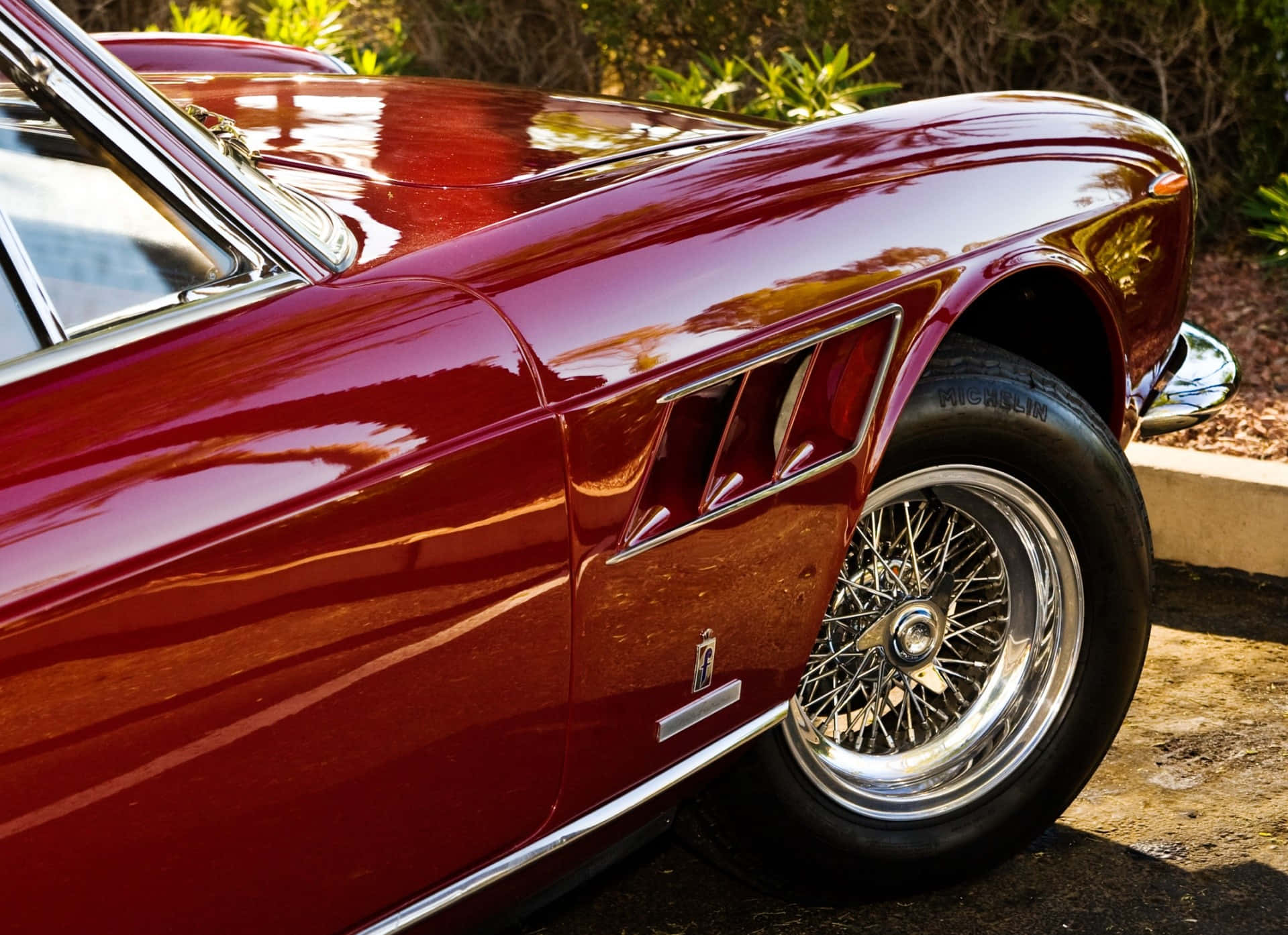 vintage ferrari, glossy maroon, wire wheels, HD Desktop Wallpaper