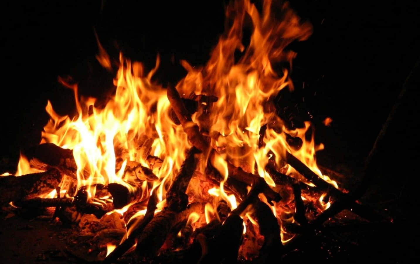 Cool Fire, flames, dark logs, HD Desktop Wallpaper