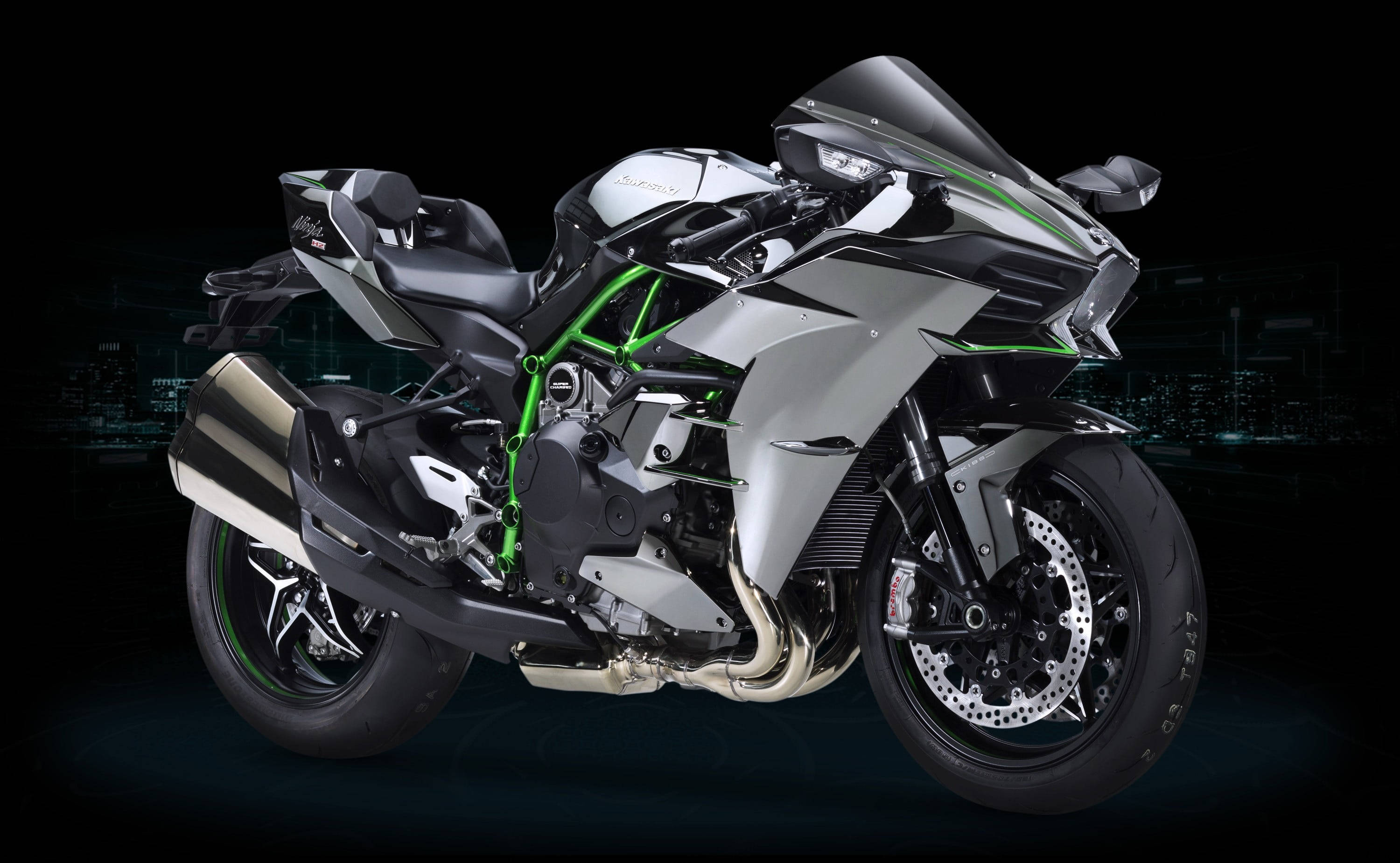 silver, green, sport motorcycle, 2K Desktop Wallpaper
