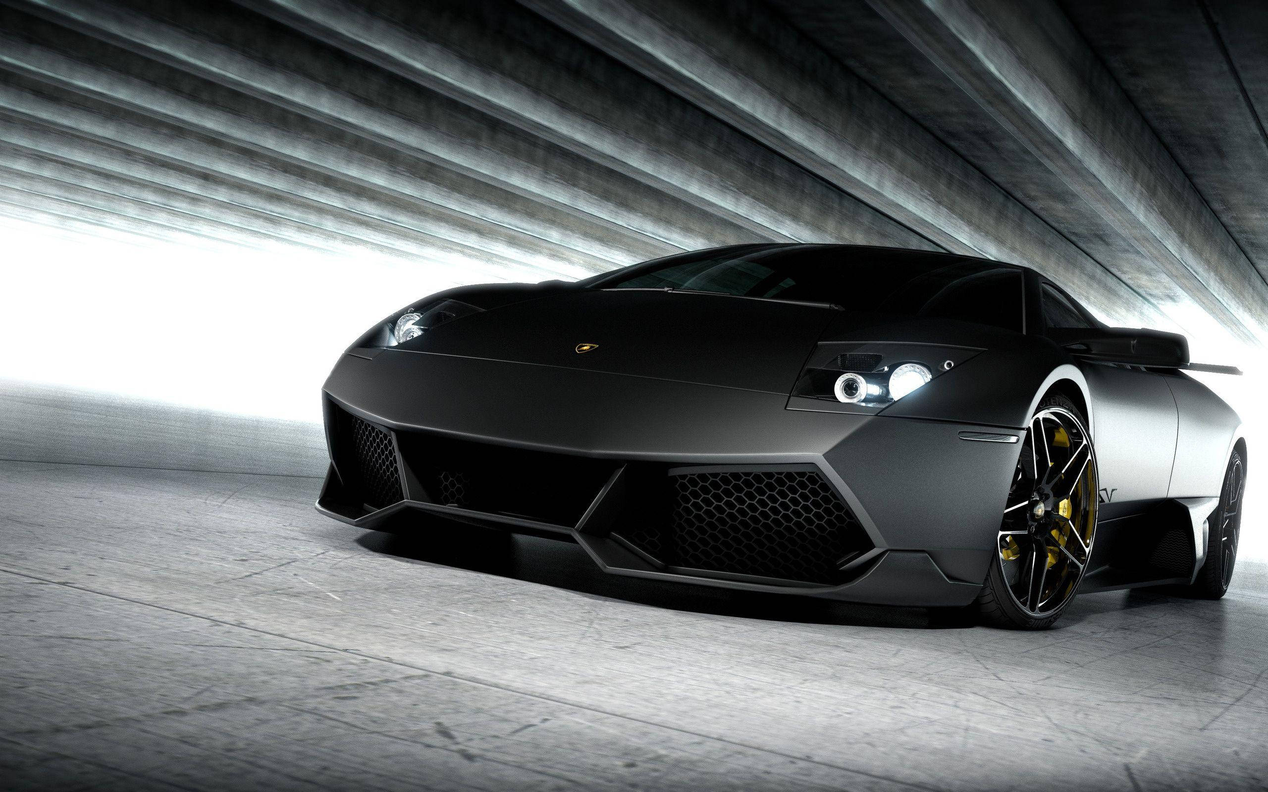 Lamborghini, matte black, gold accents, 2K Desktop Wallpaper