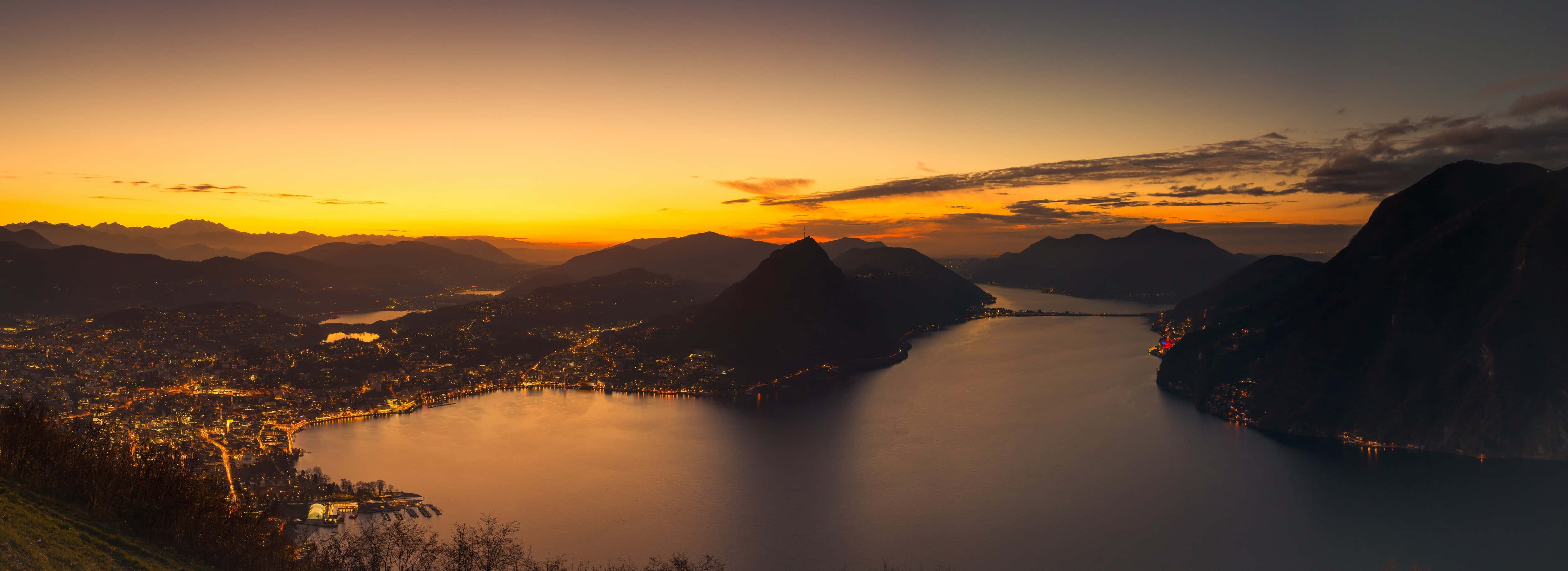 sunset, lake, mountains, 4K Desktop Wallpaper