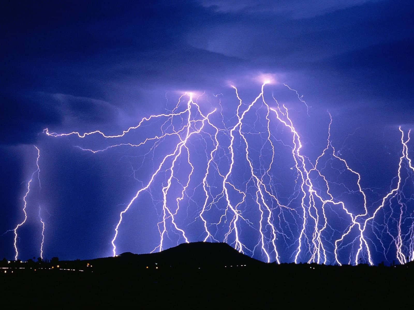 Cool Lightning, purple lightning, night sky, HD Desktop Wallpaper