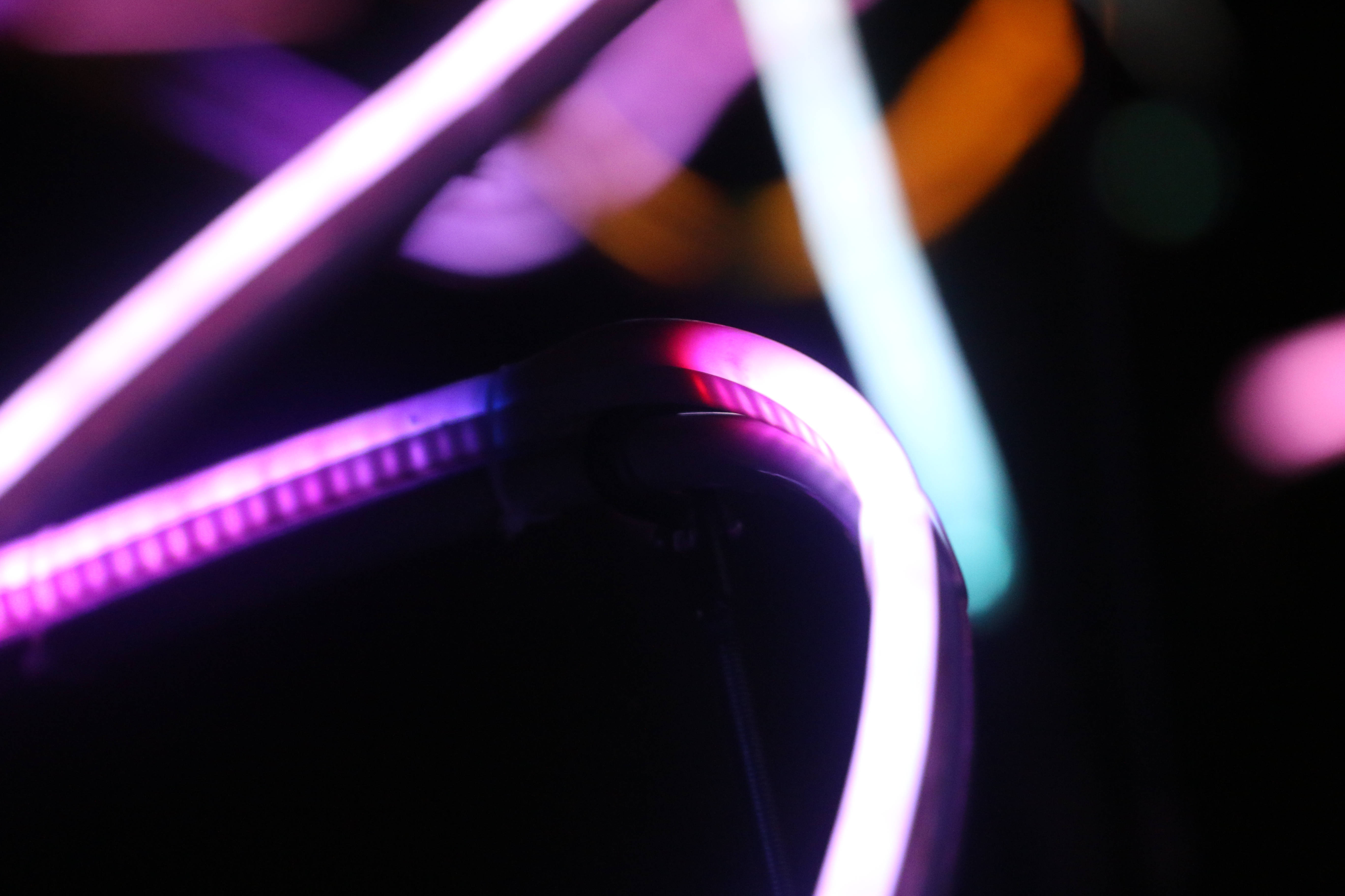 neon lights, vivid purple pink, teal, 5K Desktop Wallpaper