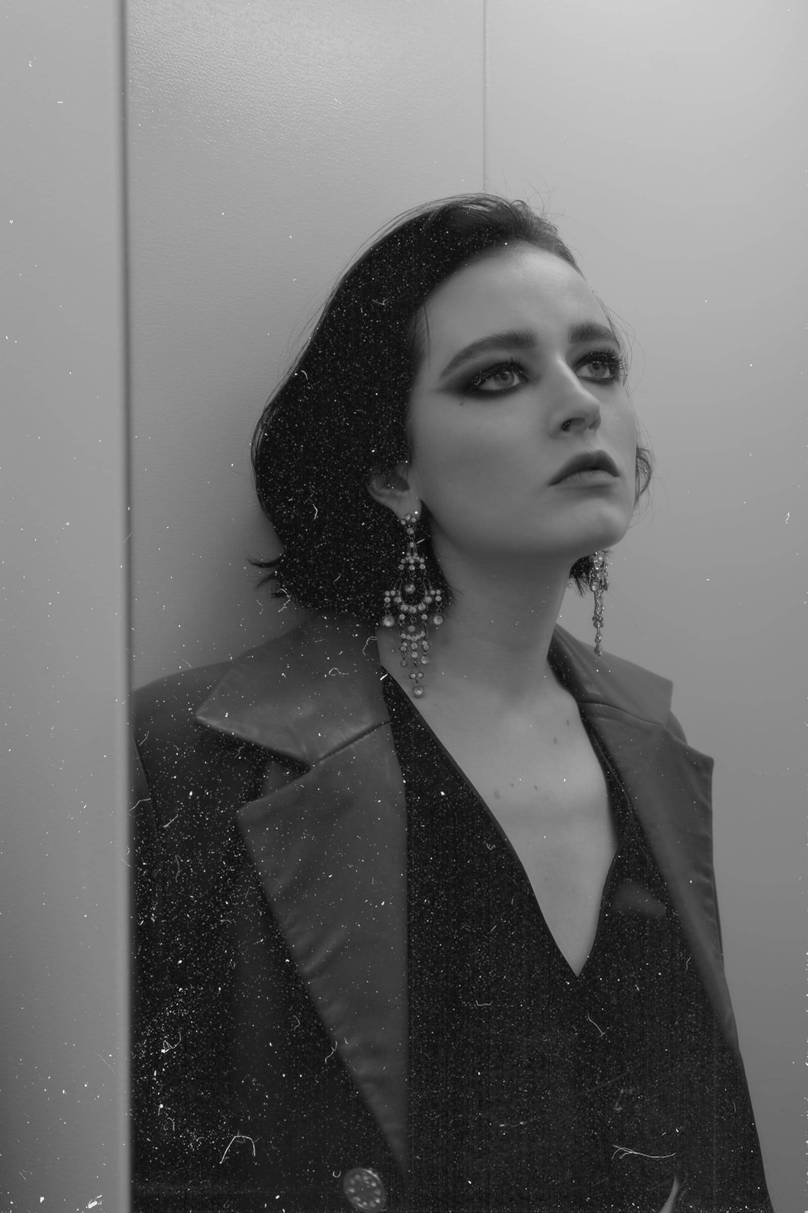 Cool Sad Girl Monochrome, monochrome, dark hair, Full HD Phone Wallpaper