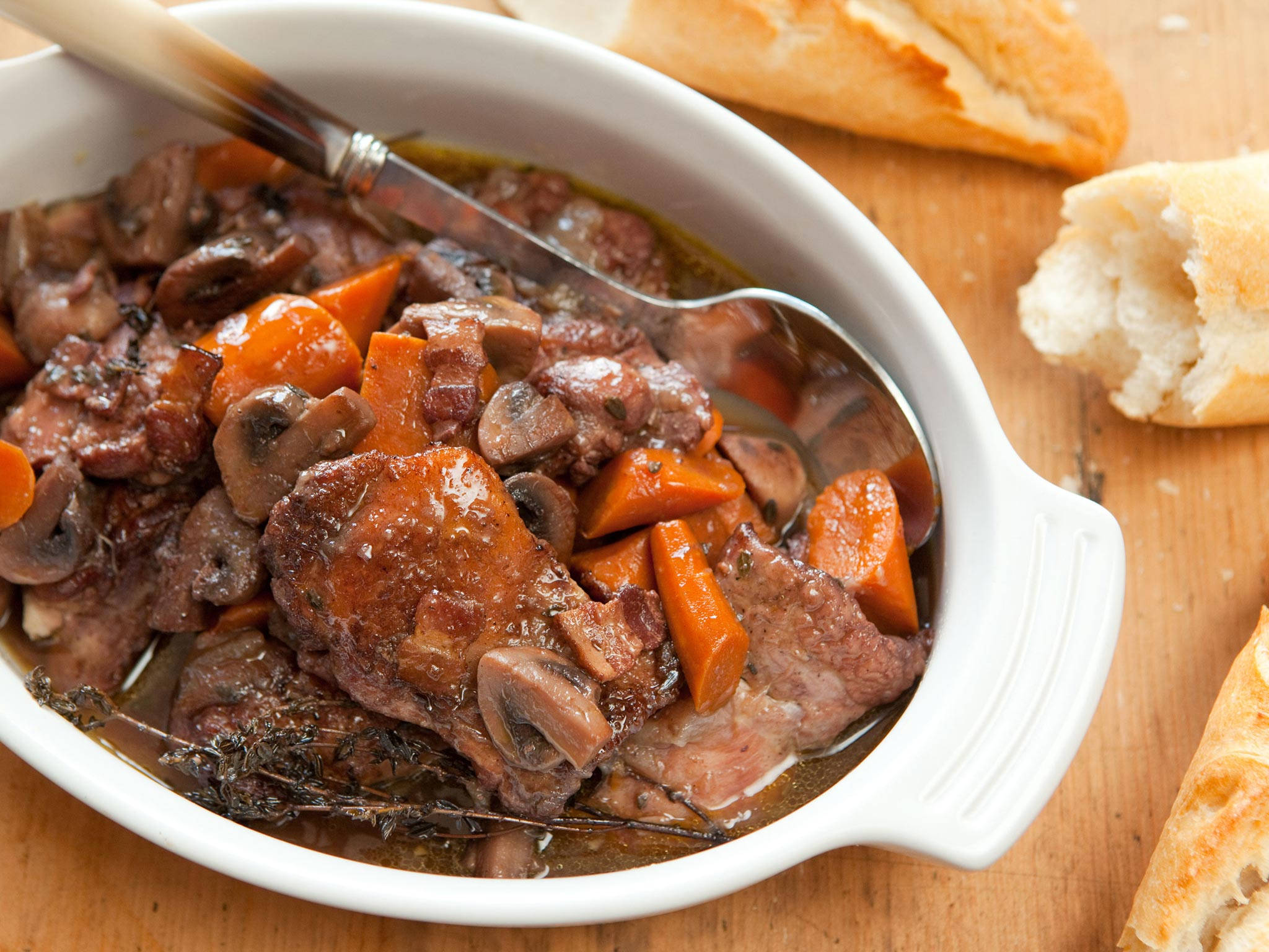 Coq Au Vin, white ceramic bowl, crusty baguette slices, Full HD Desktop Wallpaper