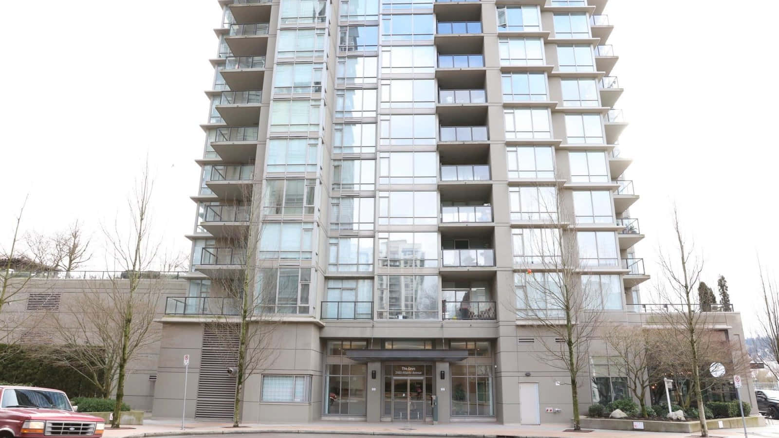 Coquitlam, twilight view, modern glass and concrete high-rise apartment building, HD Desktop Wallpaper