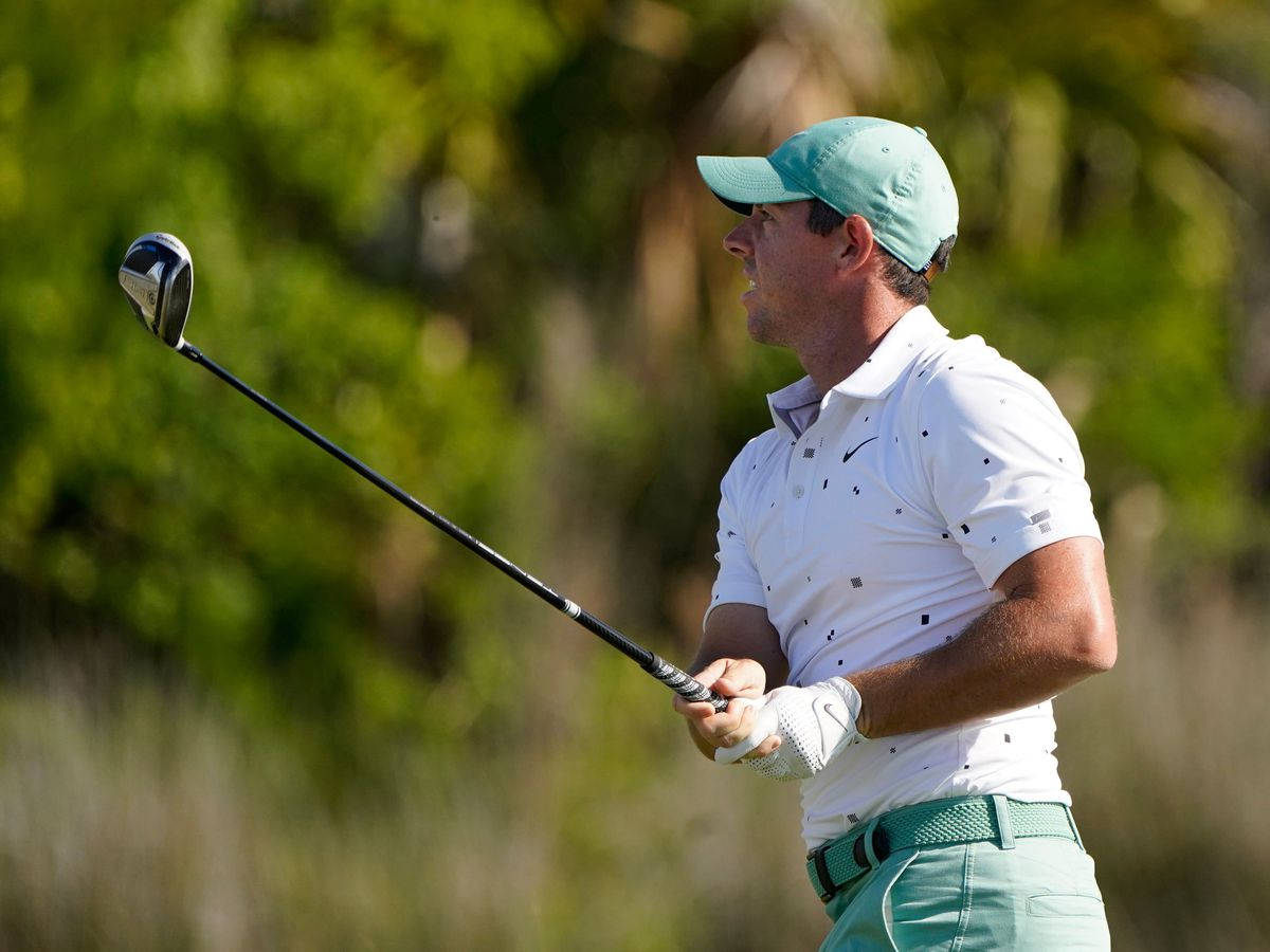 Corey Conners, white shirt, green cap, SD Desktop Wallpaper