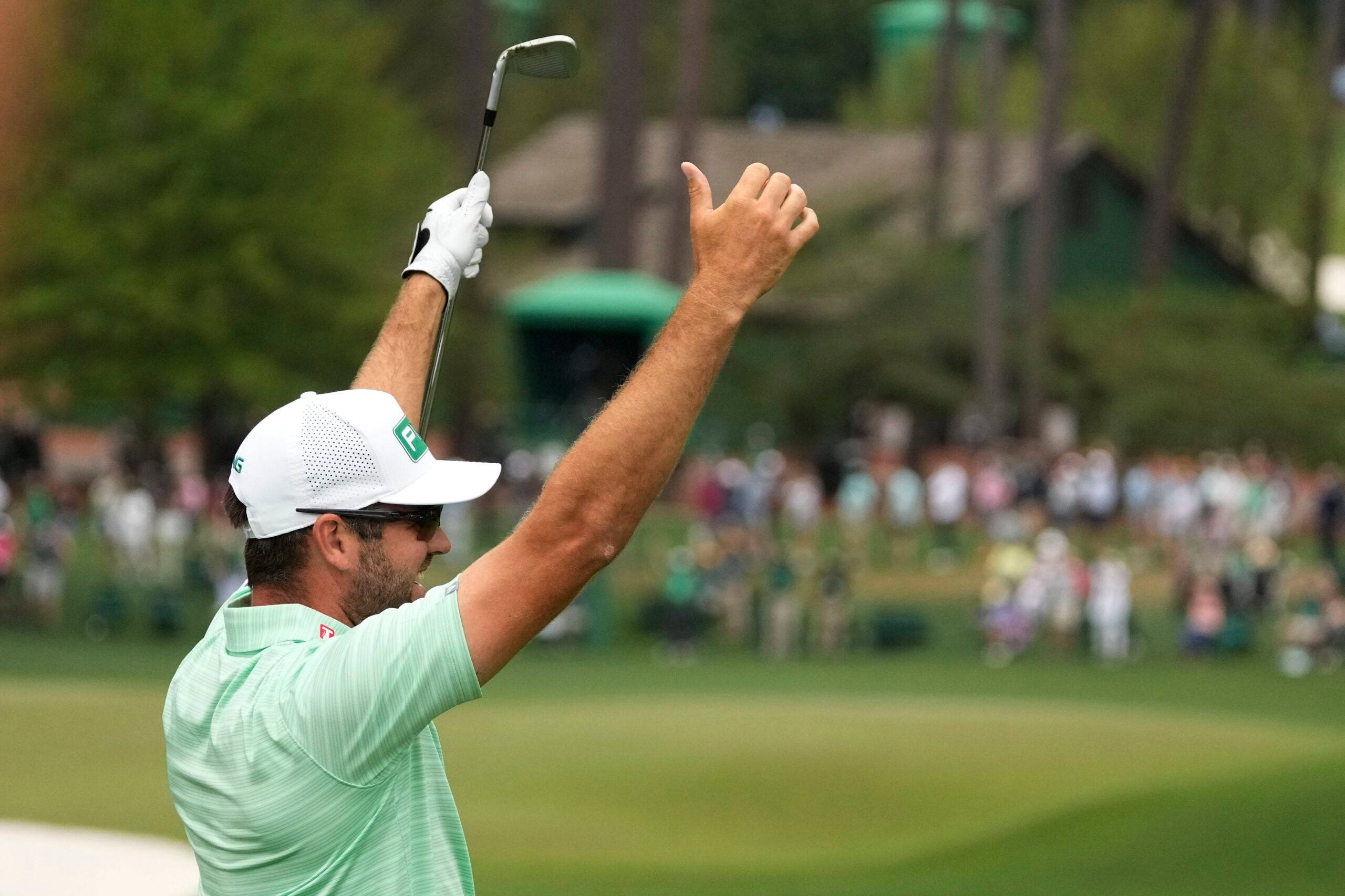 Corey Conners, light green shirt, golf club, 2K Desktop Wallpaper