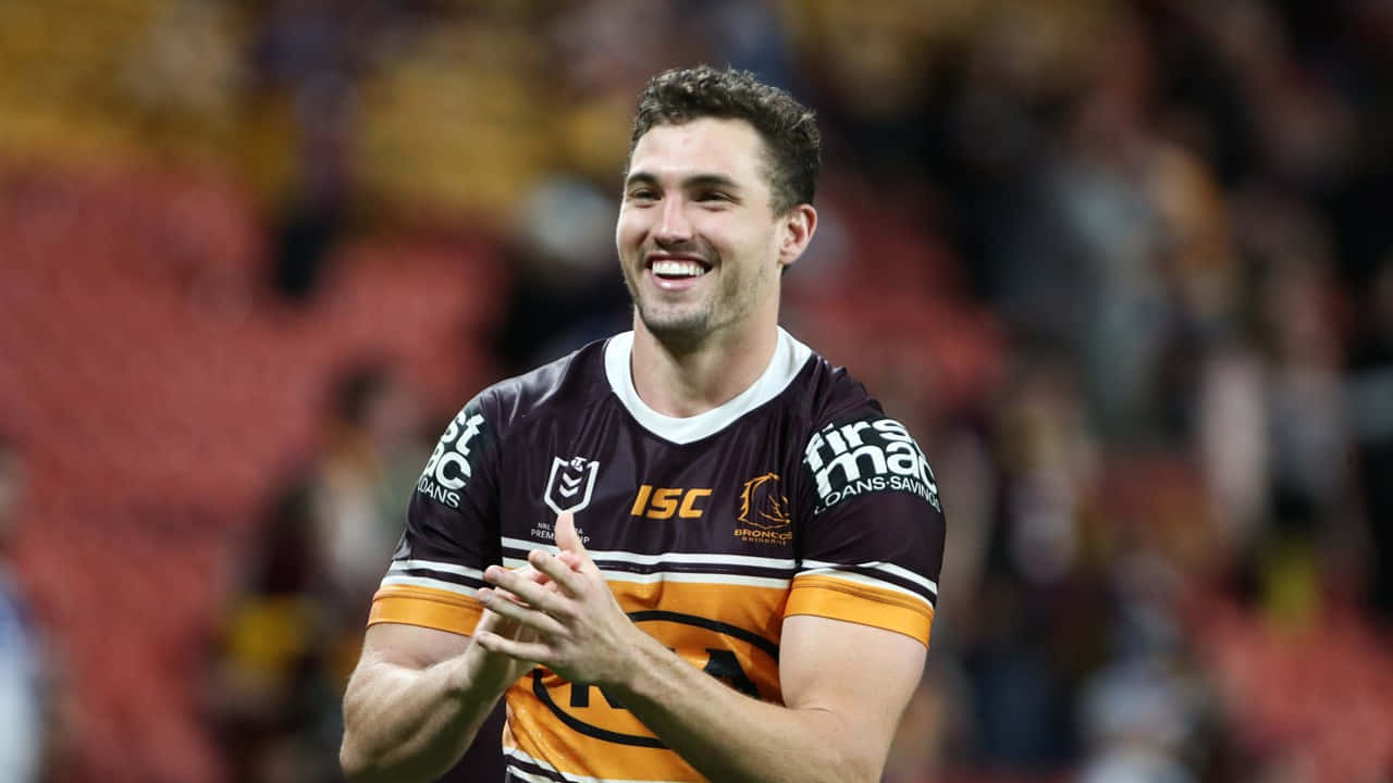 Corey Oates, maroon and gold jersey, stadium, HD Desktop Wallpaper