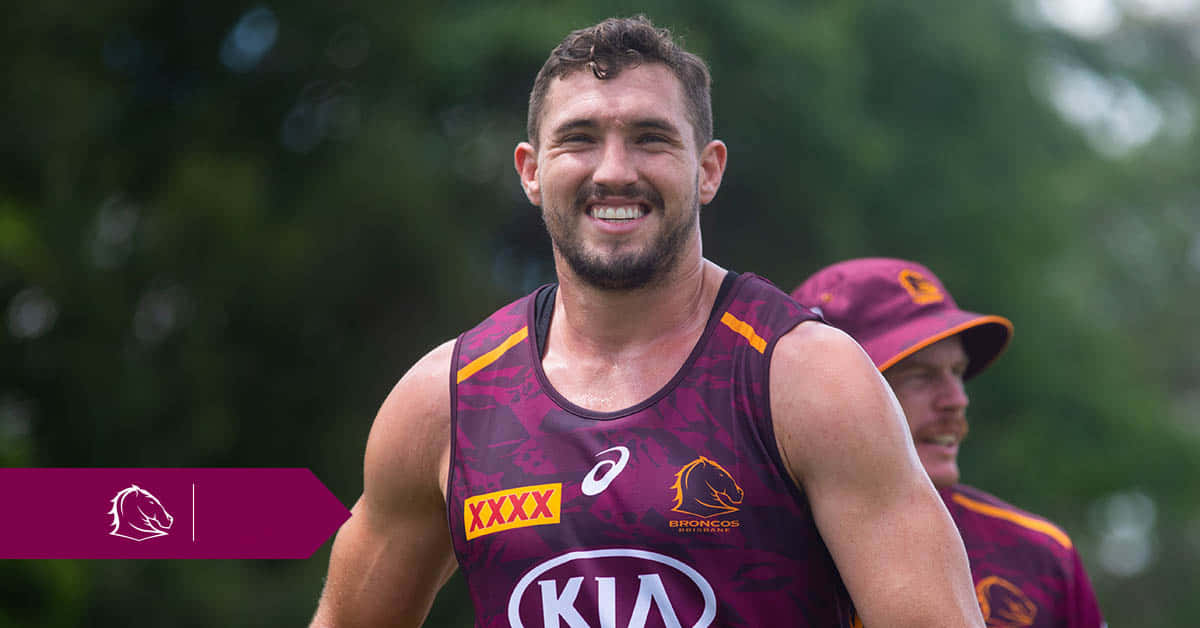 Corey Oates, maroon jersey, sponsor logos, SD Desktop Wallpaper