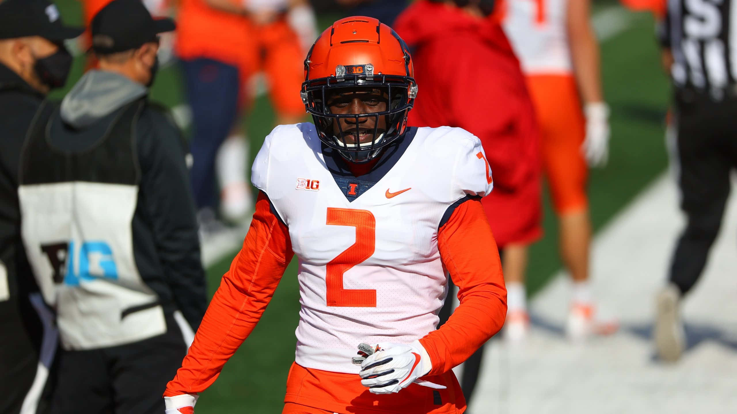 Cornerback, orange and white uniform, number two, 2K Desktop Wallpaper