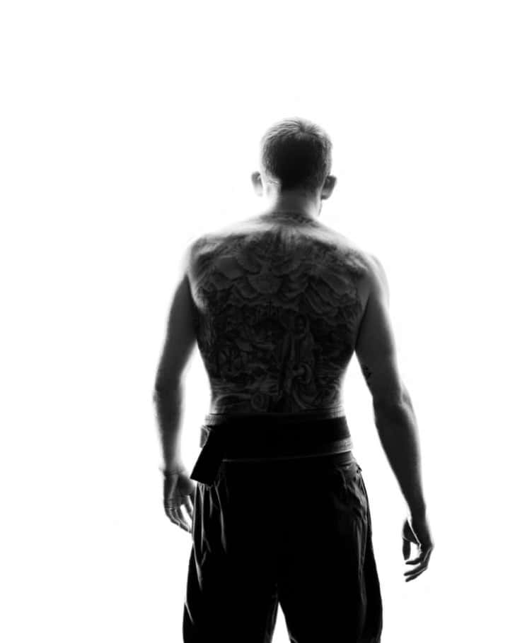 Cory Sandhagen, back tattoo, silhouette, SD Phone Wallpaper