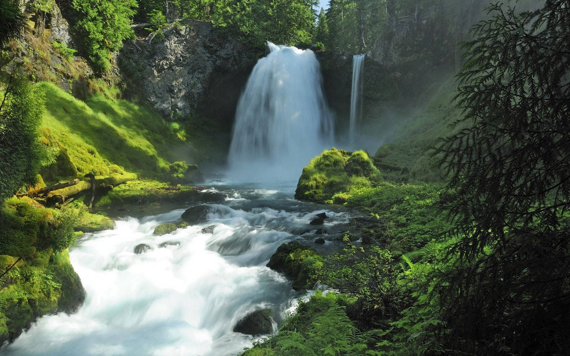 Costa Rica, pristine waterfall, lush green mossy rocks, Full HD Desktop Wallpaper