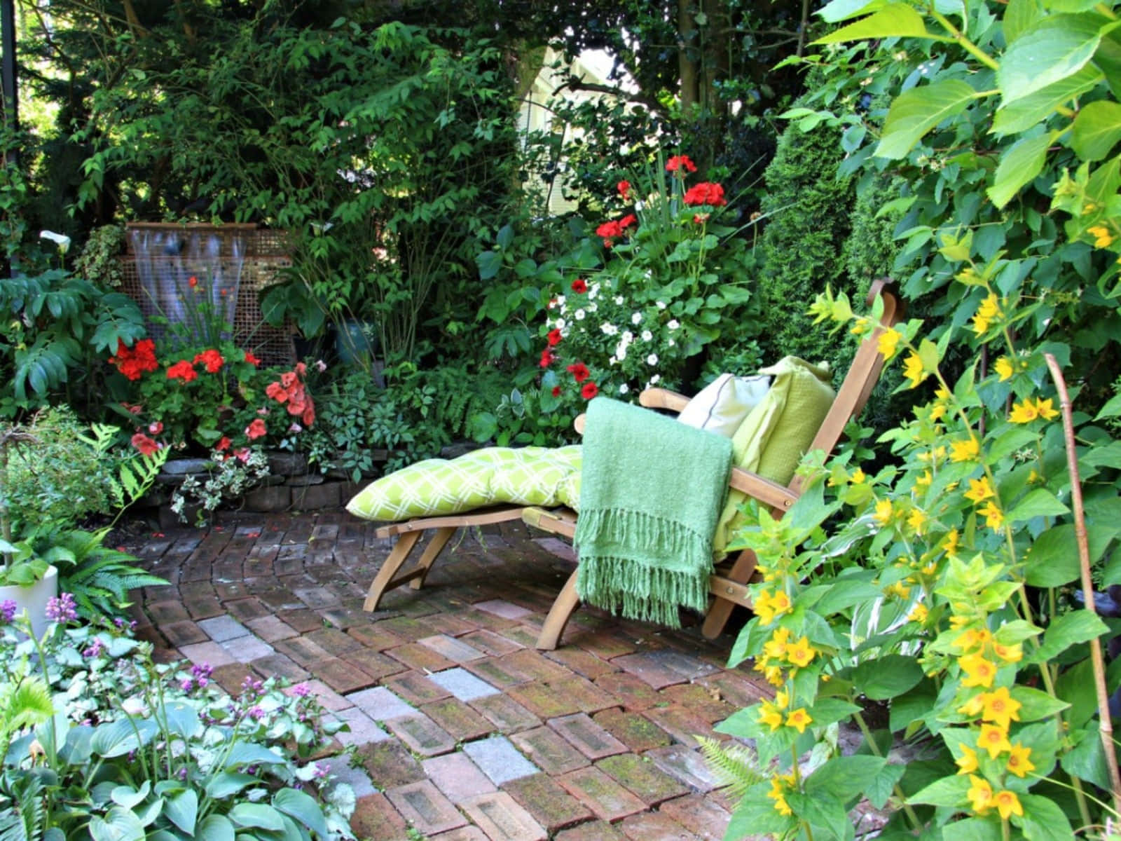 cottage garden, wooden lounge chair, green textiles, HD Desktop Wallpaper