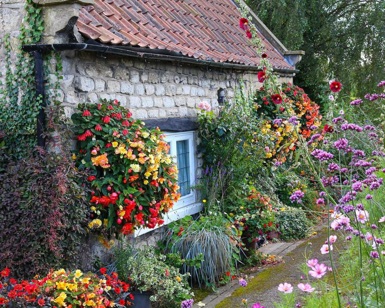 cottage garden, stone cottage, red-tiled roof, HD Desktop Wallpaper