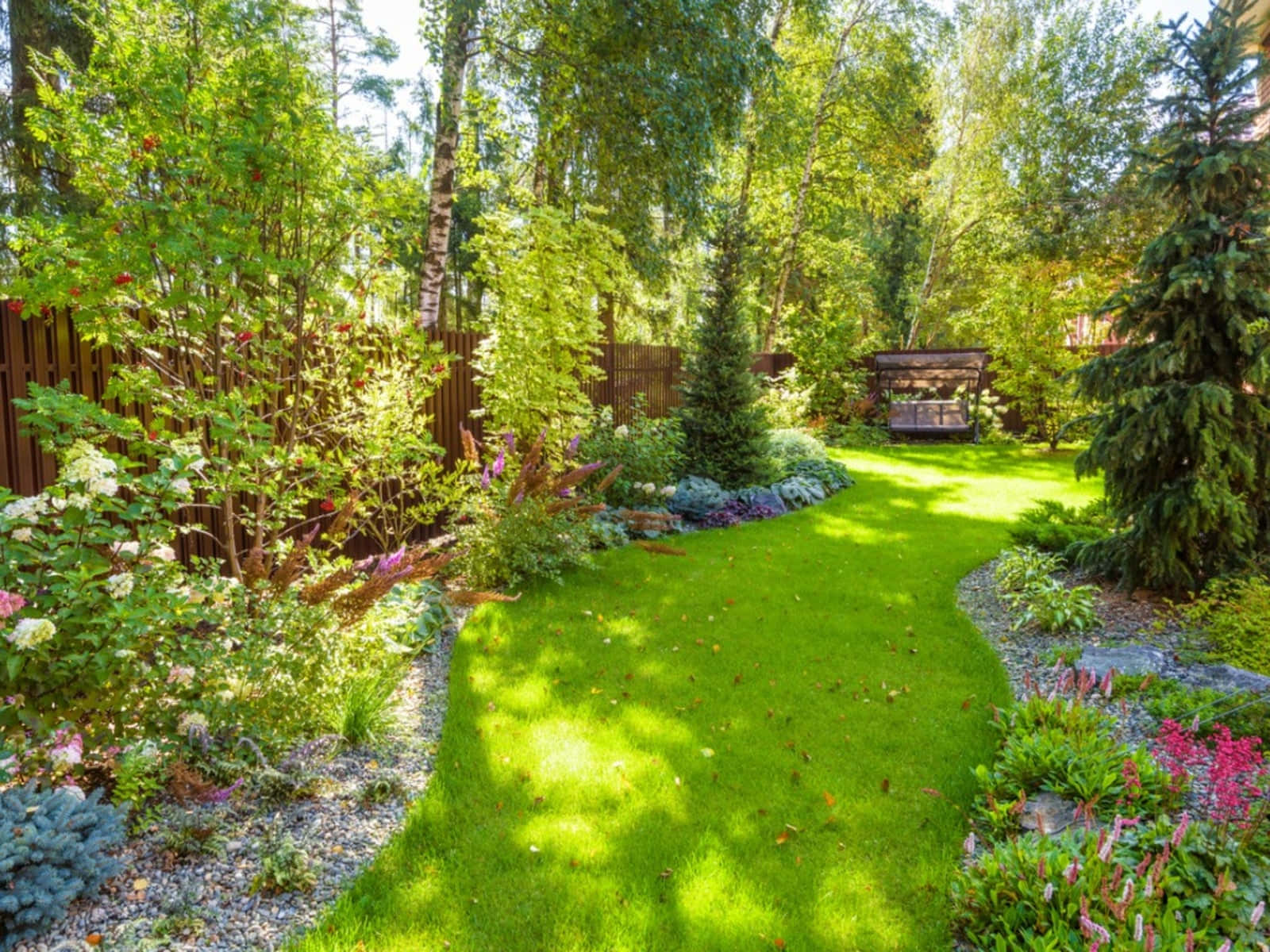 Cottage Garden, sunlit garden path, vibrant green grass, HD Desktop Wallpaper
