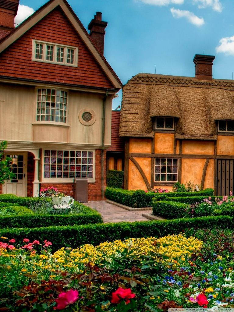 tudor-style house, red shingles, thatched roof, SD Phone Wallpaper