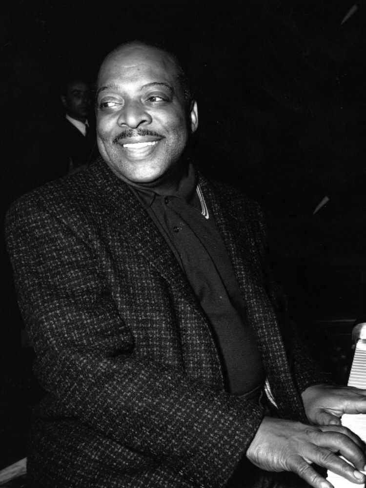 Count Basie, jazz pianist, piano, SD Phone Wallpaper